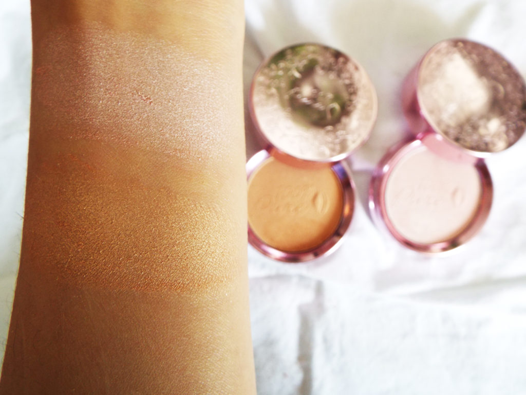 100 percent pure luminizer shade Moonstone Glow and Copper Gold