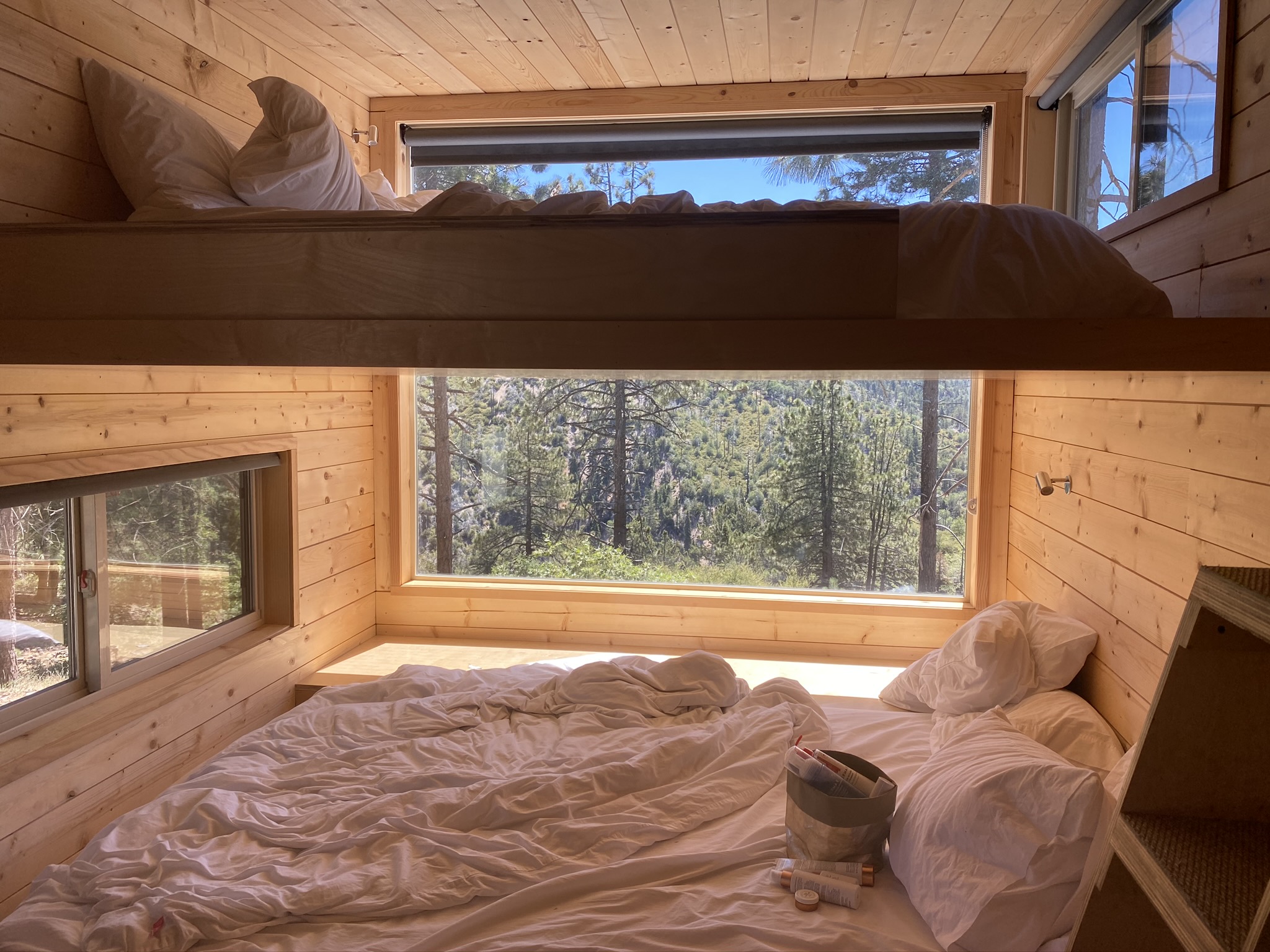 getaway-cabin-review-a-tiny-cabin-rental-in-nature-organic-beauty-lover