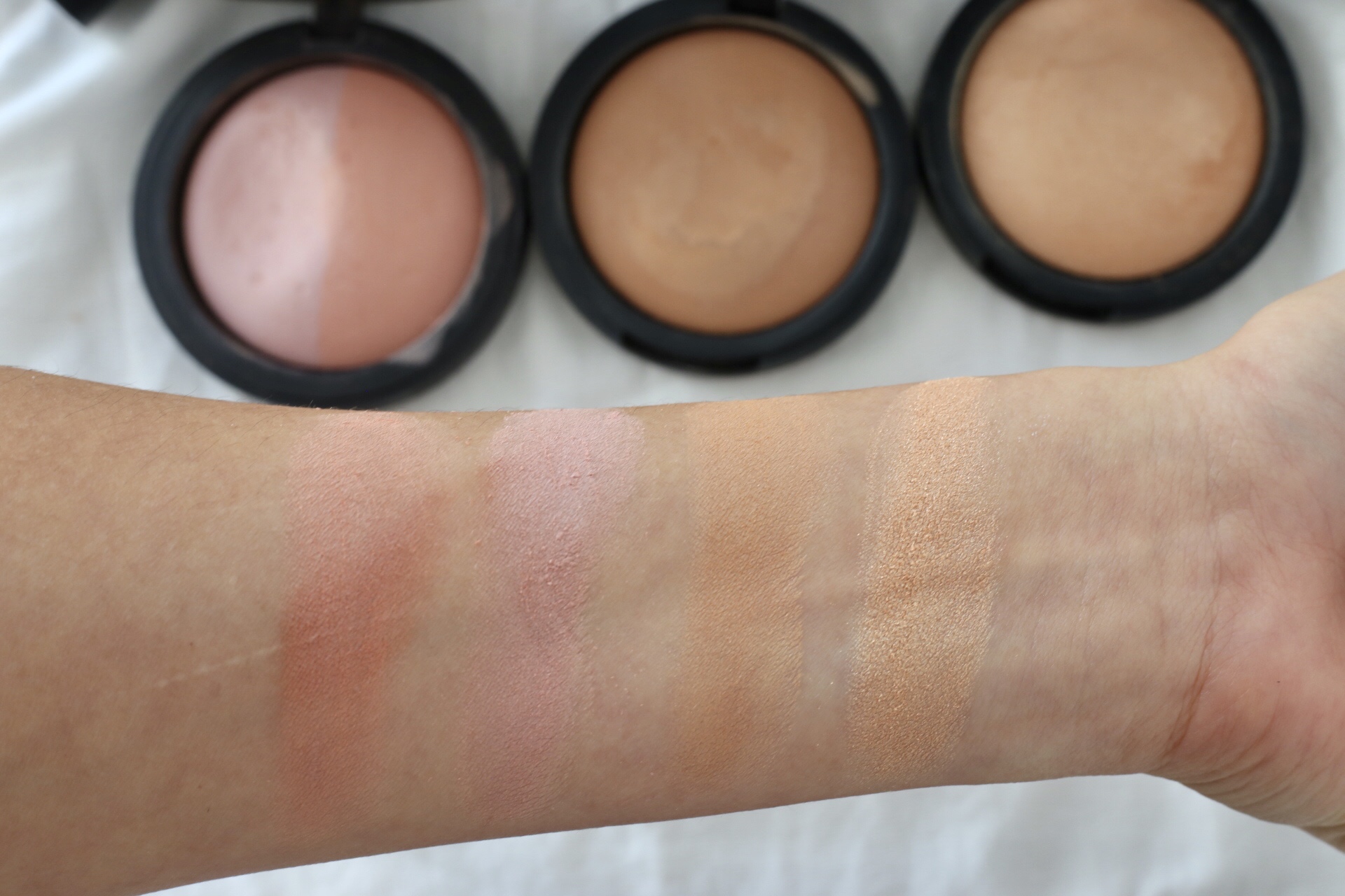 Inika makeup swatches