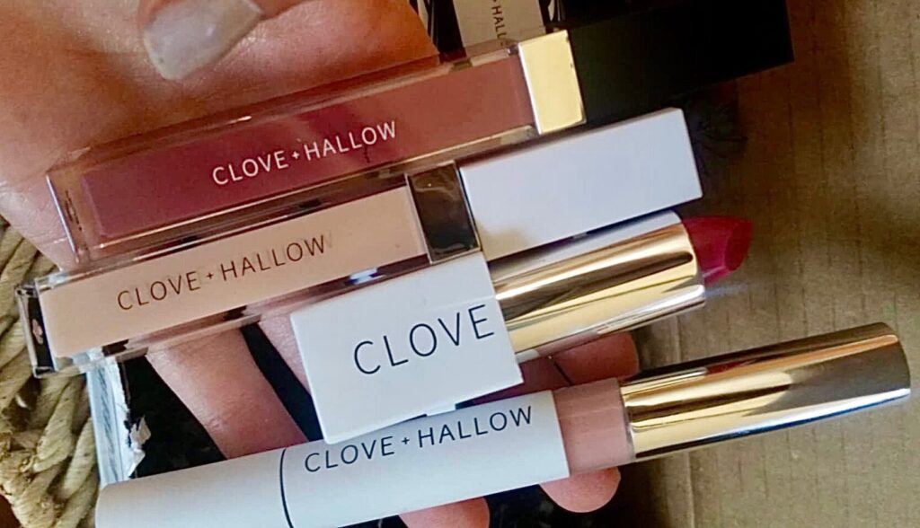 Clove hallow makeup