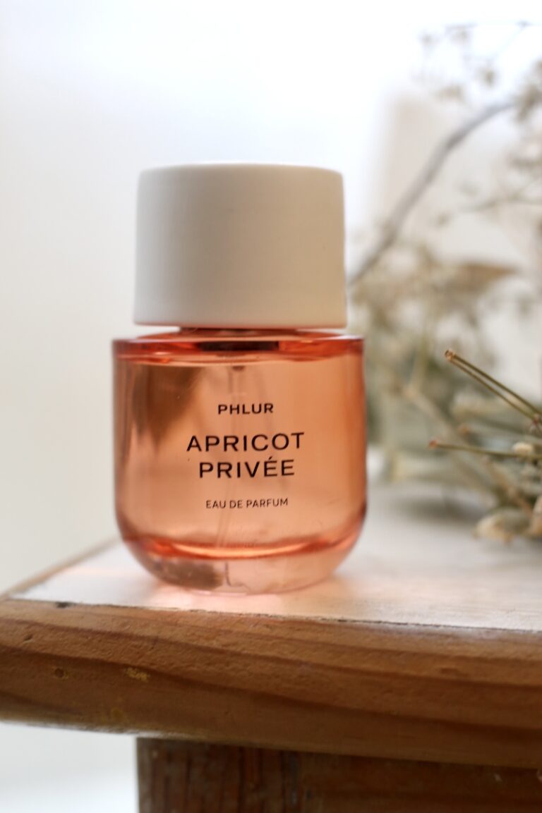 Phlur perfume