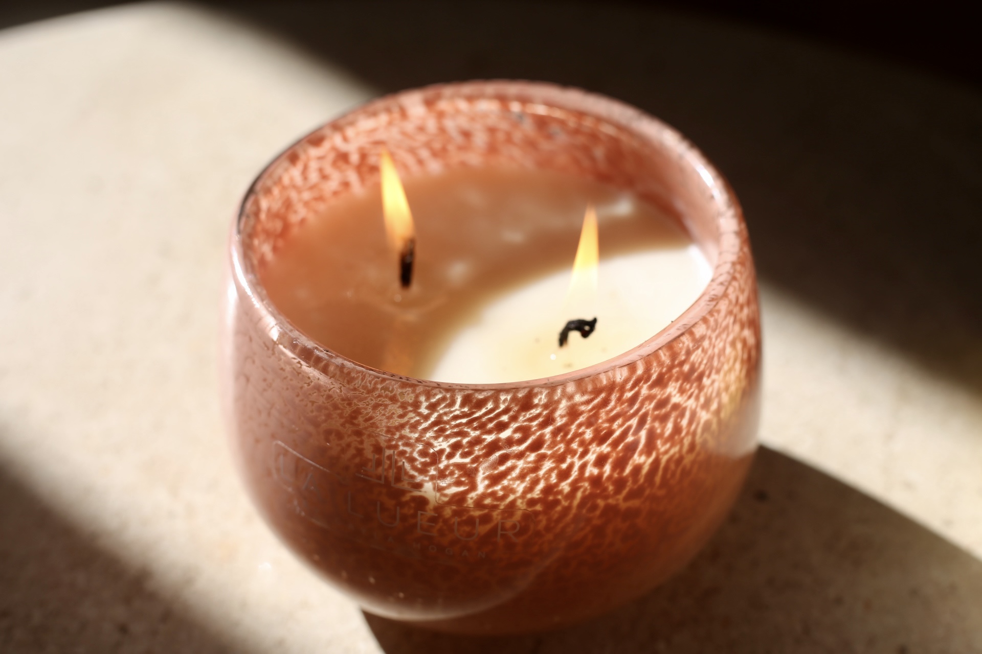 La lueur candle