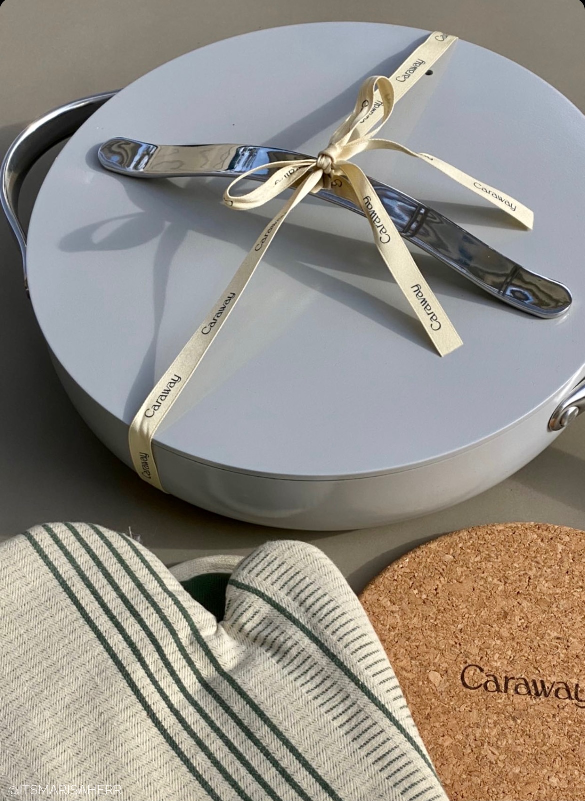 Caraway cookware