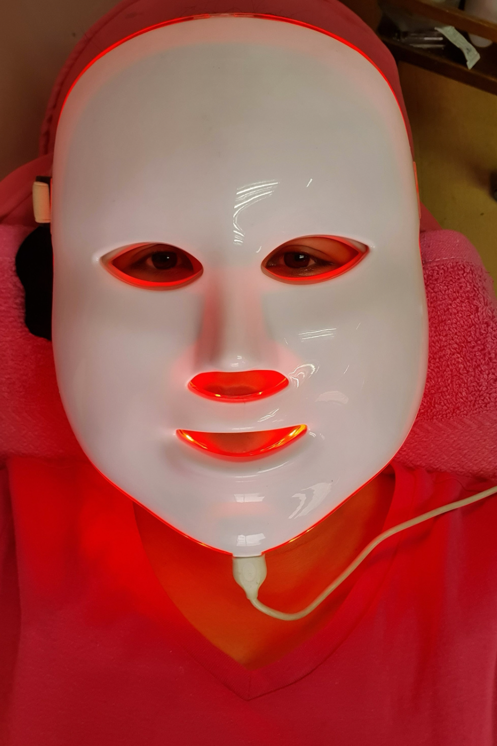 6 Best LED Light Therapy Mask Reviews: I Tested the Best Ones