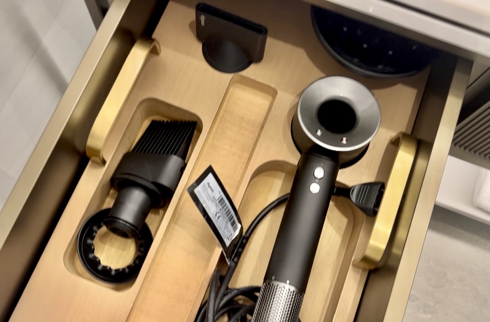 dyson hair dryer review