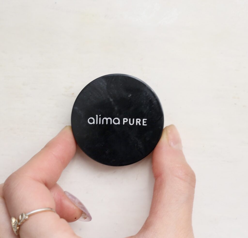 alima pure makeup