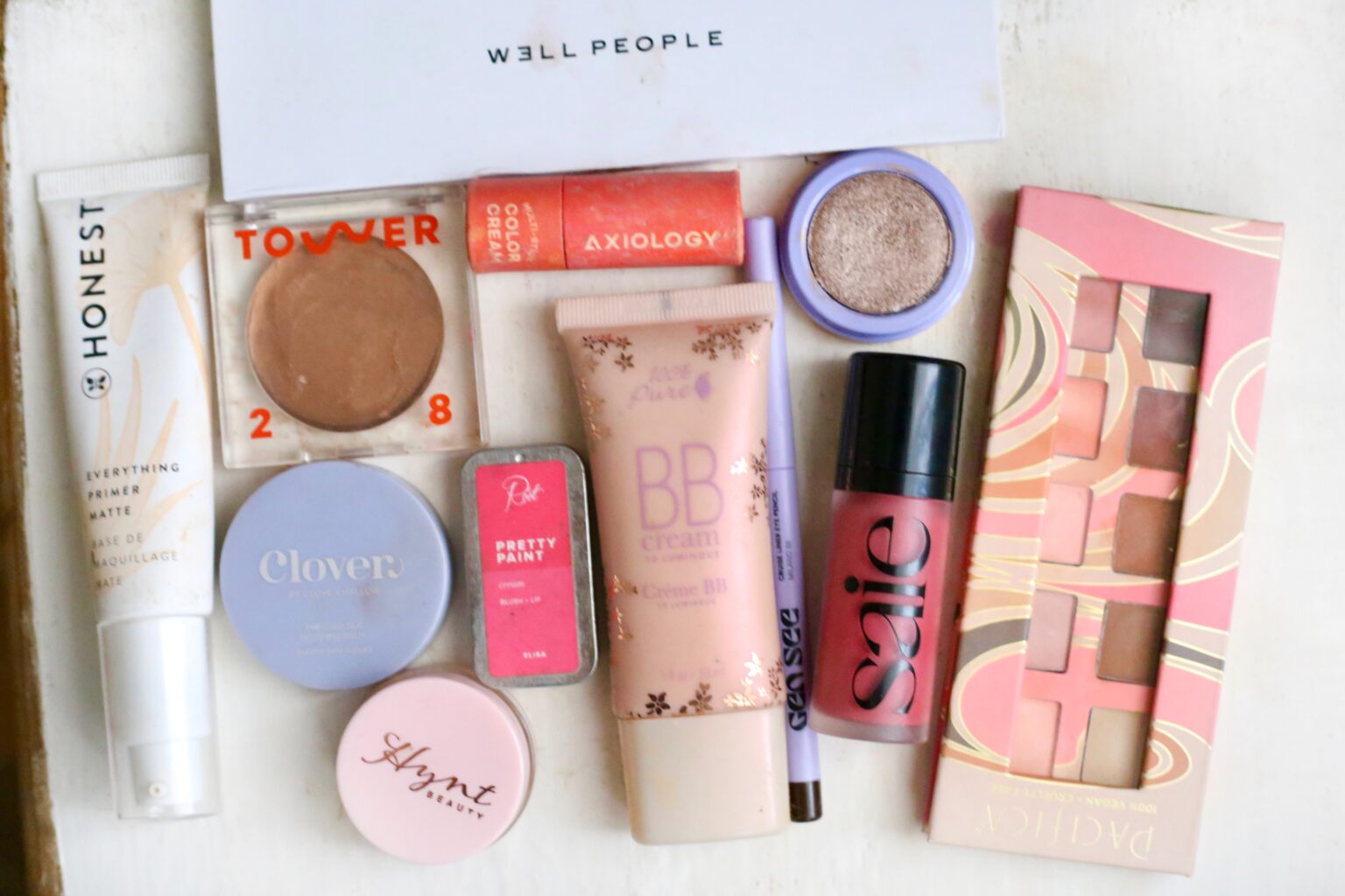 Best Clean Makeup Brands for Teens & Tweens (Budget Friendly 