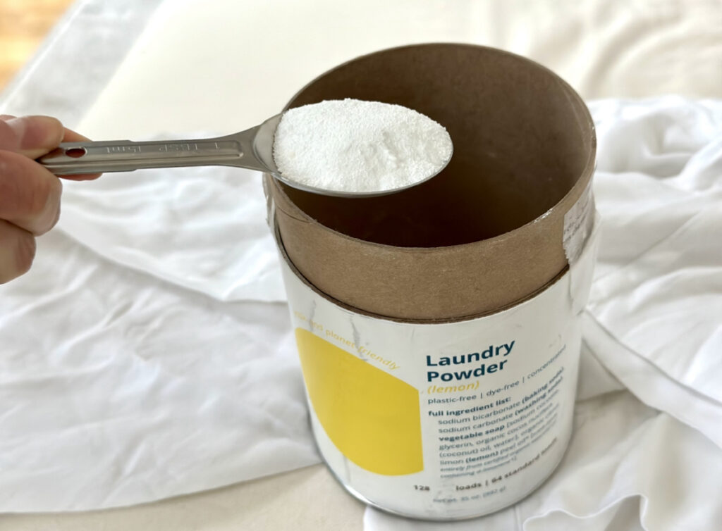 meliora natural laundry detergent with non toxic organic ingredients