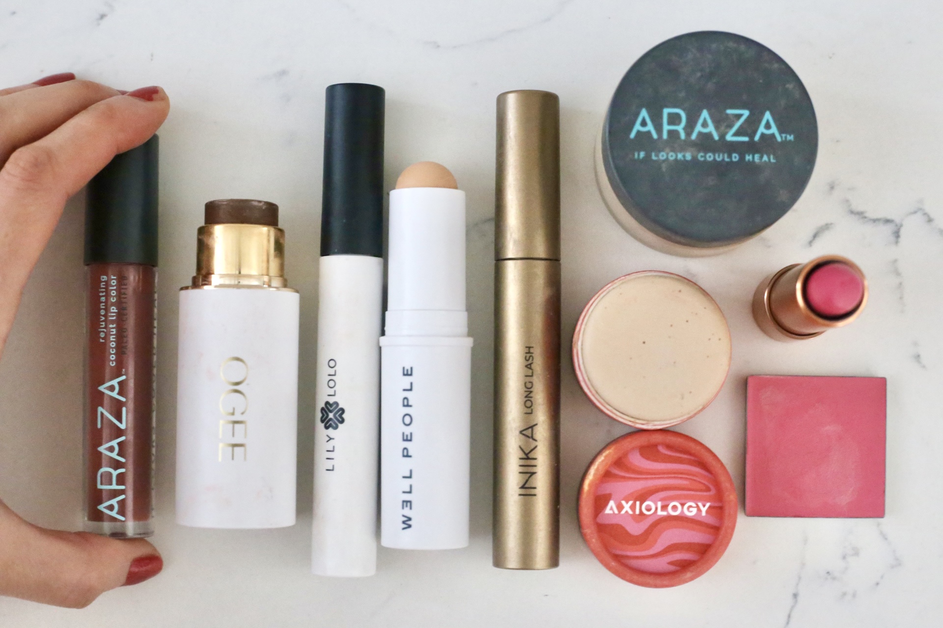 19 Truly Non Toxic Makeup Brands (The REAL List)