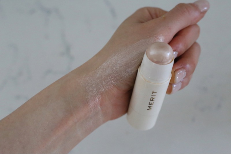 Merit Beauty Day Glow Highlighting Balm 