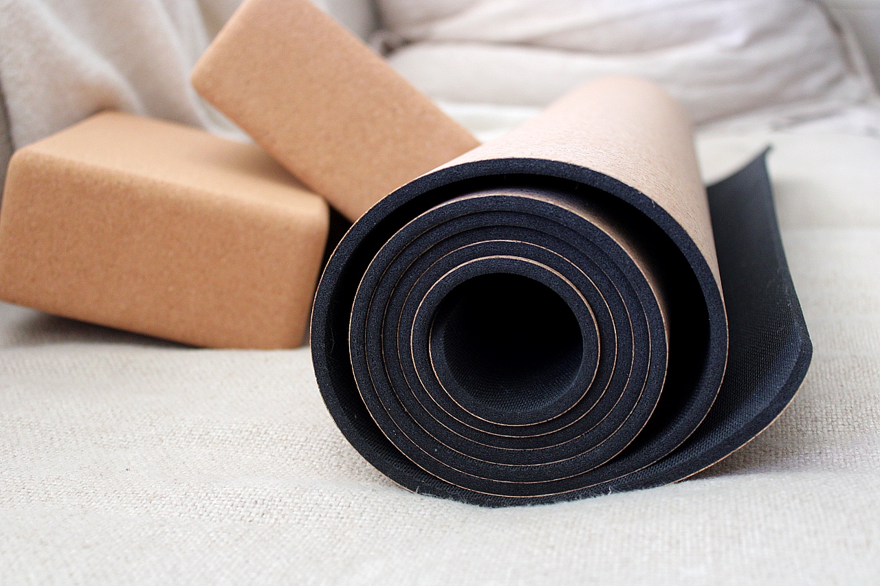 non toxic yoga mat natural rubber cork