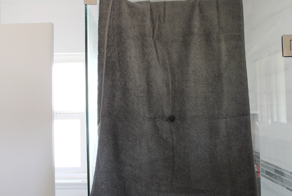Coyuchi Air Weight Organic Bath Towel