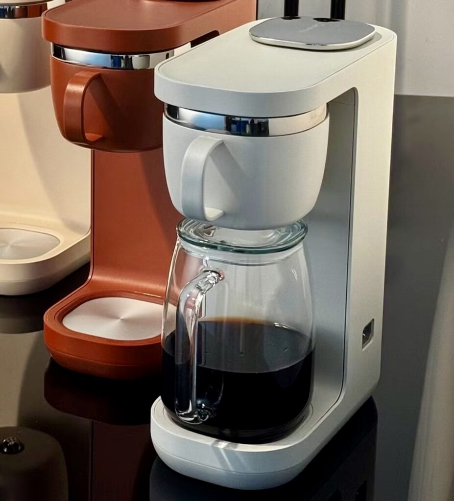 caraway coffee maker plastic free