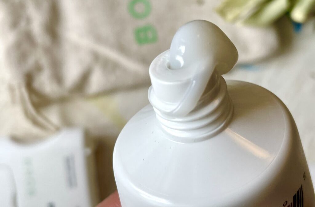 non toxic toothpaste natural fluoride free